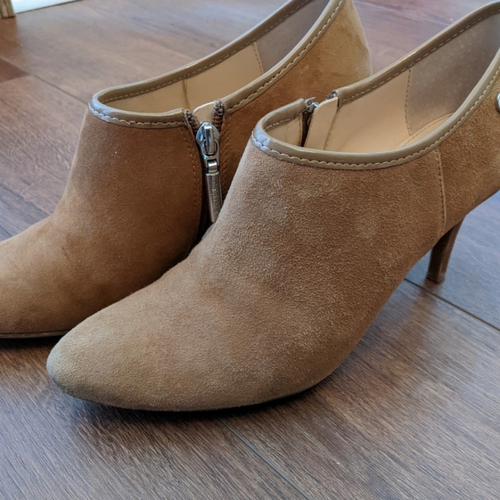 Calvin Klein high heeled booties tan women's 8 - Picture 6 of 7